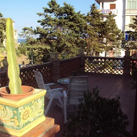 La Spada Bed and Breakfast Ταορμίνα